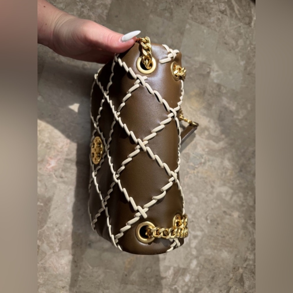 Tory Burch Brown and Cream Quilted Shoulder Bag - Picture 8 of 14